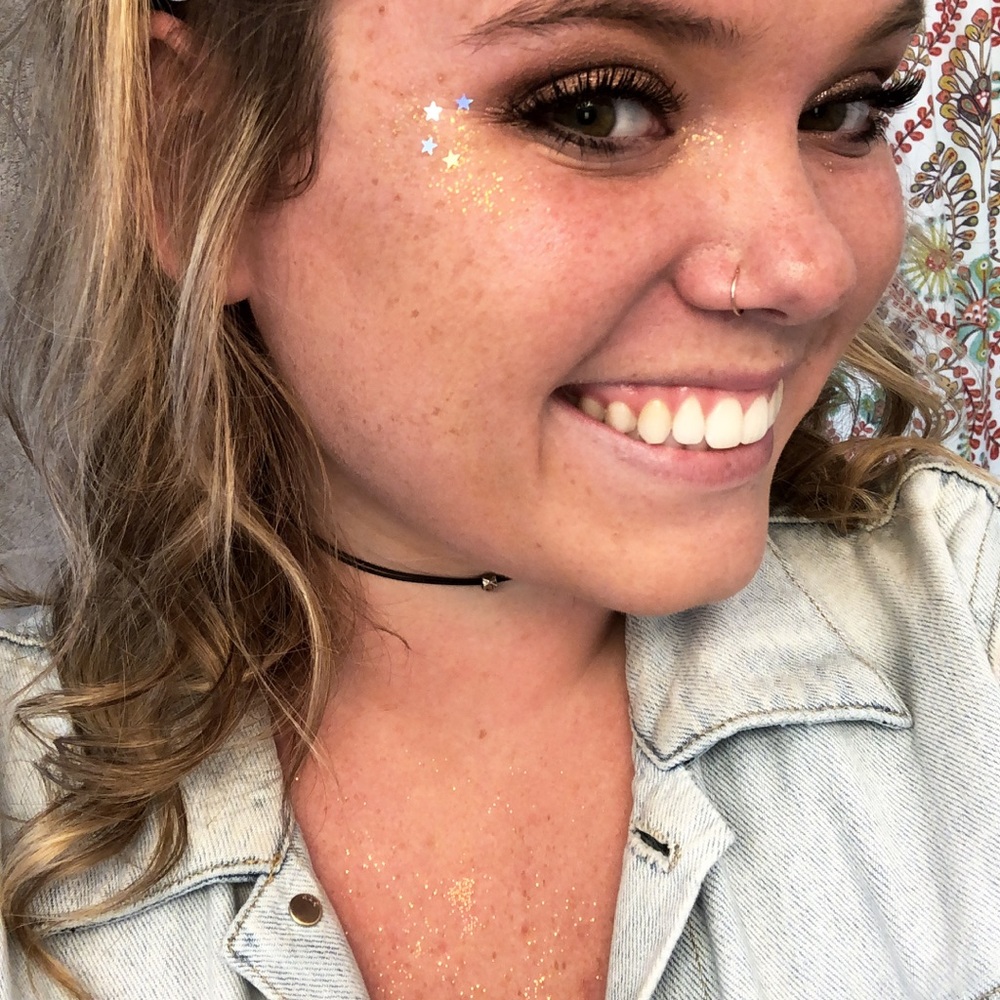 Meet your Posher, Rachel